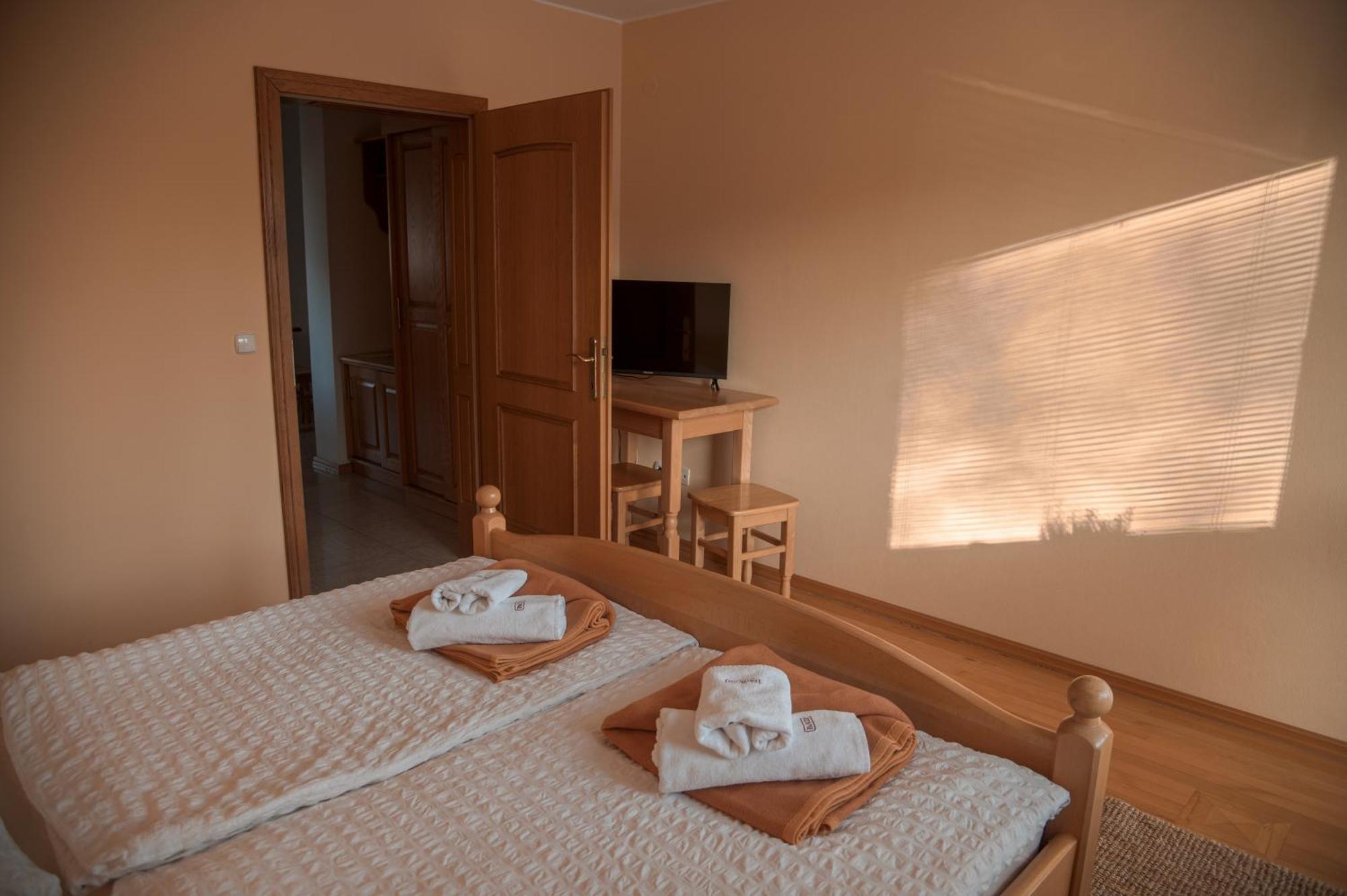 Rooms And Apartments Panker Moravske-Toplice Ngoại thất bức ảnh